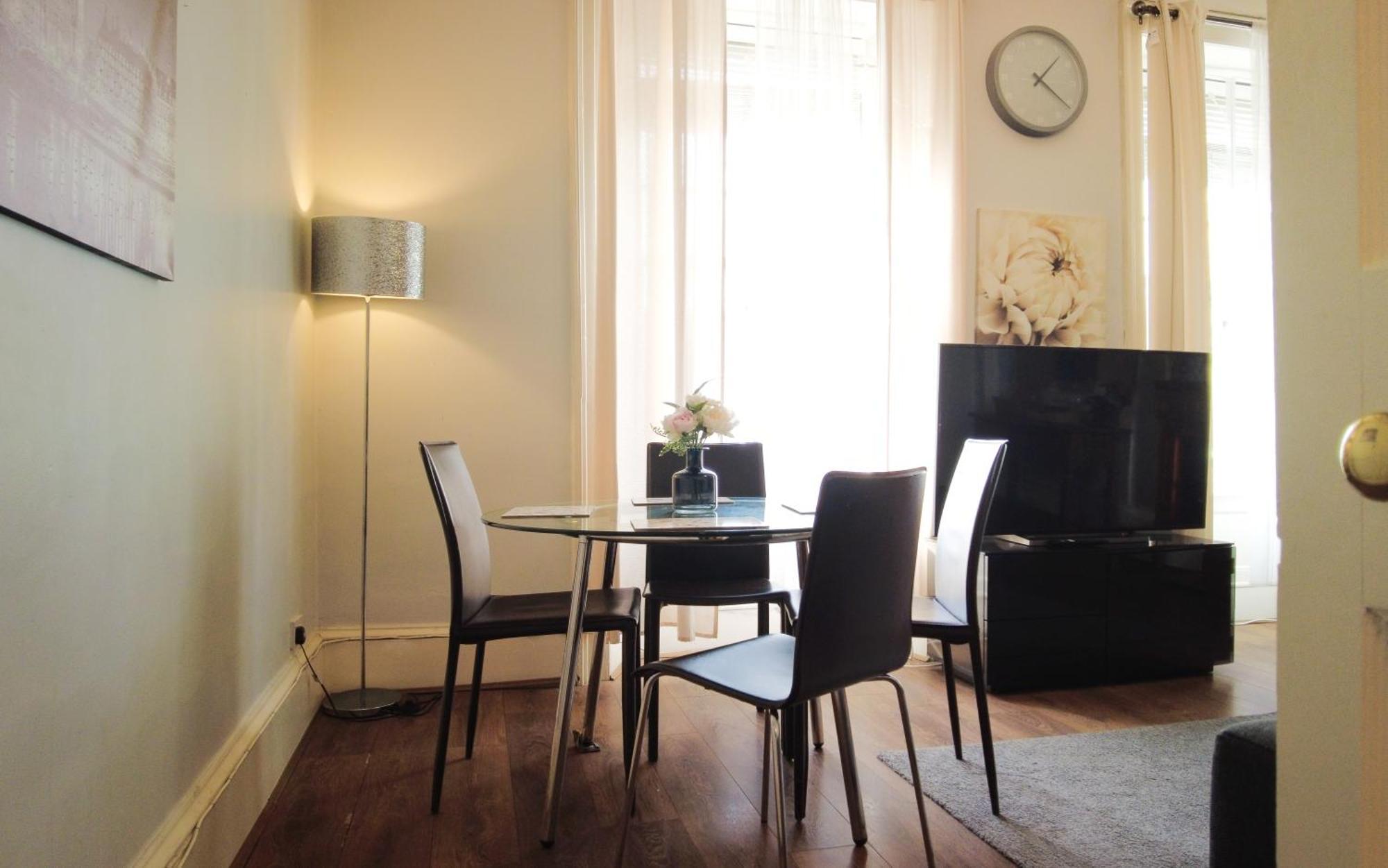 1 Bedrooms Flat In Central Edinburgh Haymarket, Heart Of Edinburgh Flat Sleeps 4 , Exterior foto